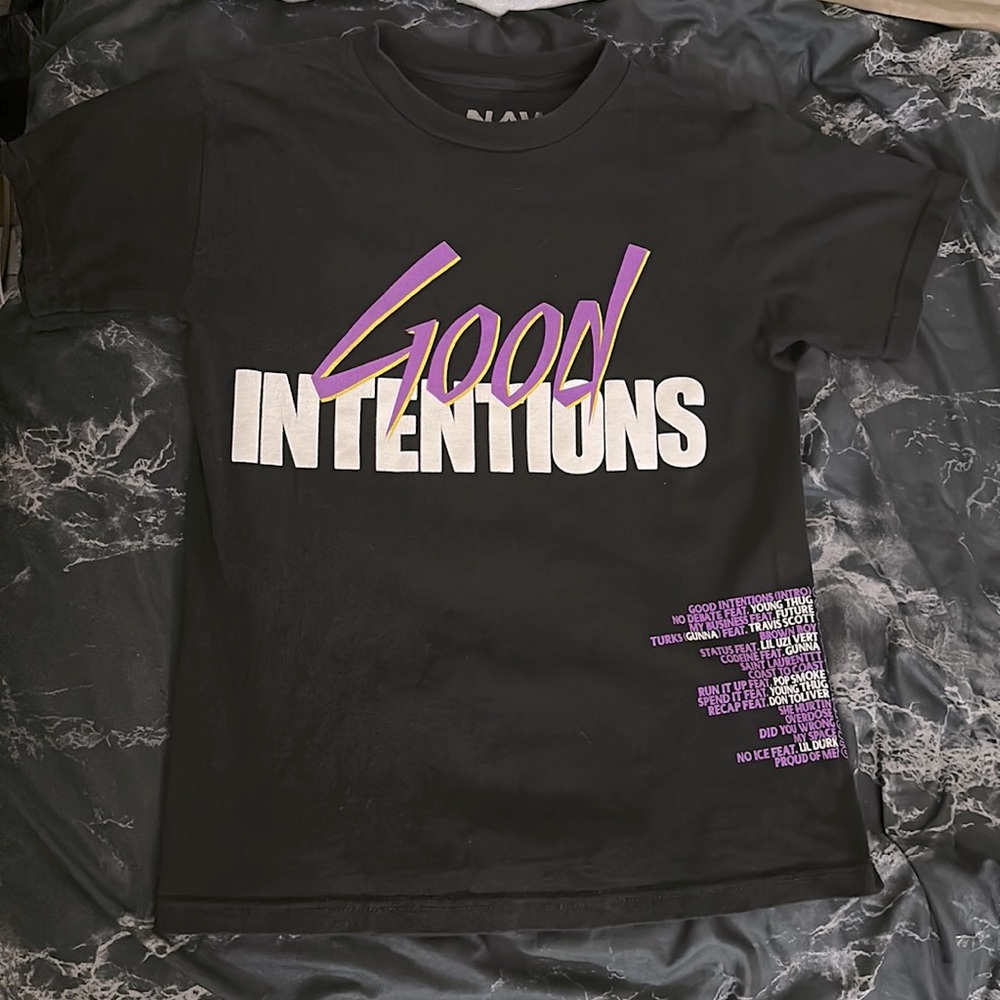 ☂️🏴VLONE X NAV (good intentions) Men’s size Small